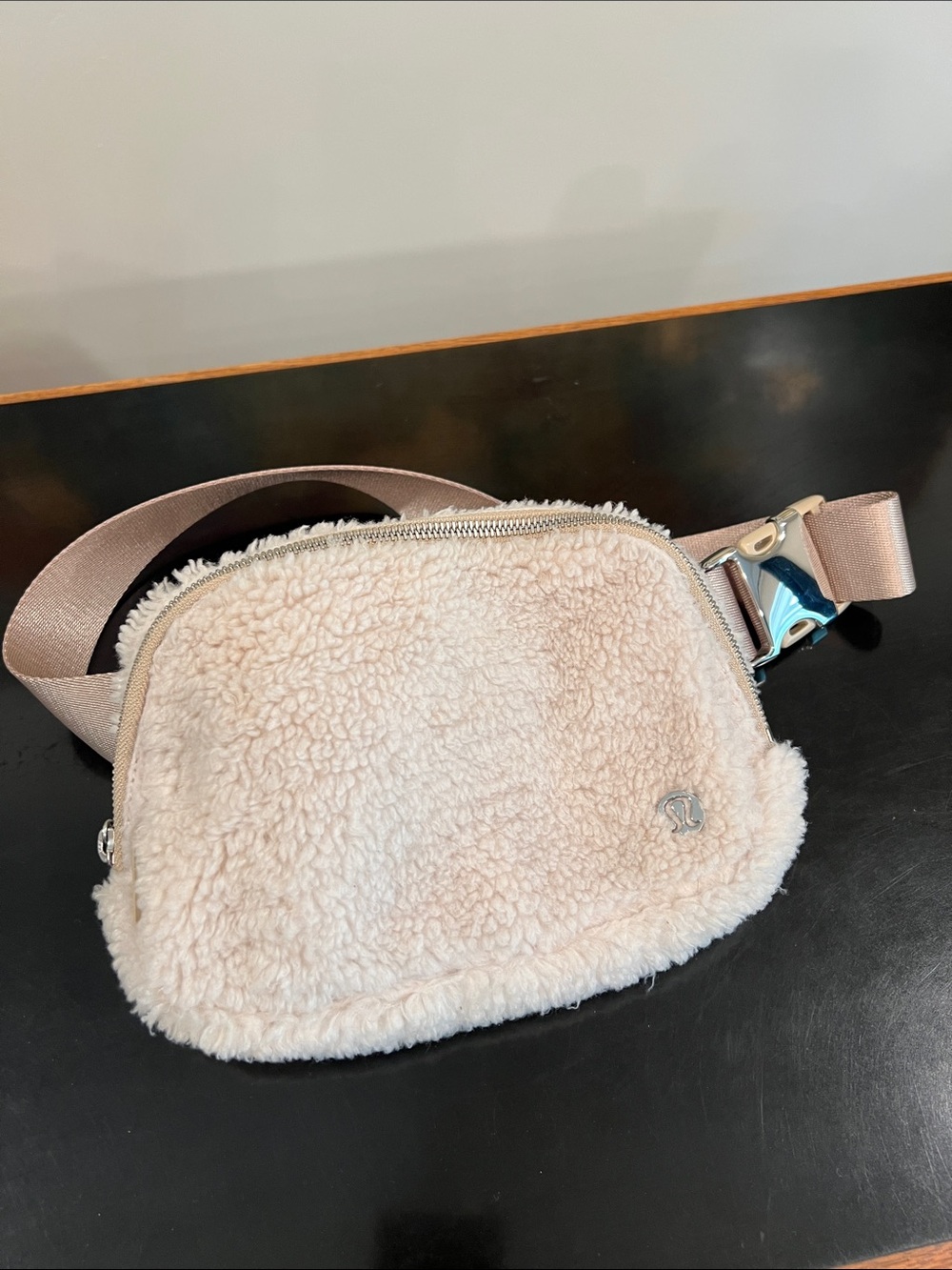 lululemon athletica Soft Sherpa Waist Bag in Cream